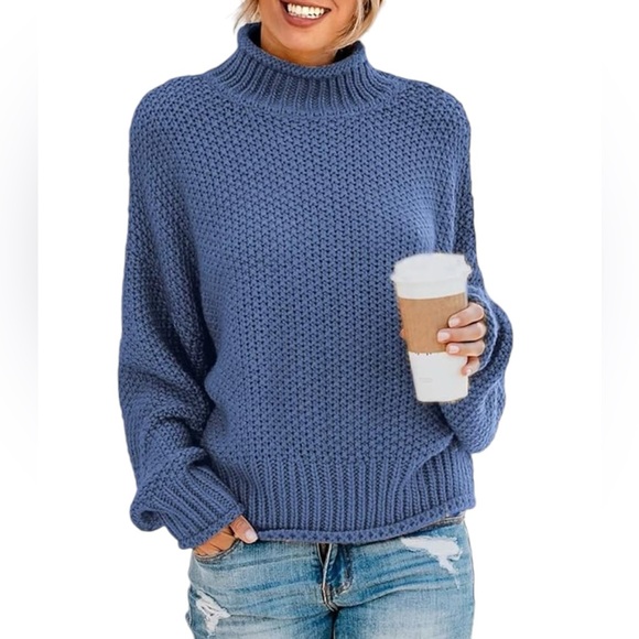 Women’s Turtleneck  Chunky Knit Sweater - Picture 1 of 2
